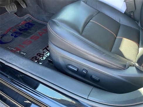 Used 2020 Nissan Altima 2.5 SR w/ Premium Package image 23