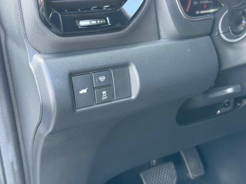 Used 2023 Honda Pilot TrailSport image 17