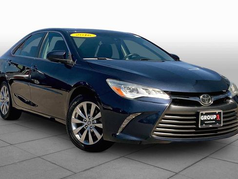 Used 2016 Toyota Camry XLE w/ Advanced Technology Package FWD image 2