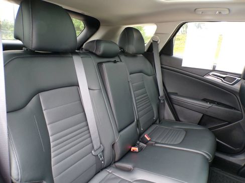 Used 2023 Kia Sportage SX FWD image 17