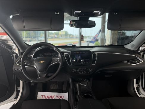 Used 2019 Chevrolet Malibu LT FWD image 52