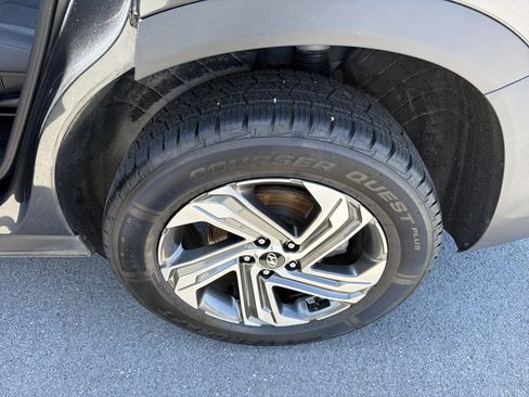 Used 2022 Hyundai Santa Fe SEL AWD/4WD image 12