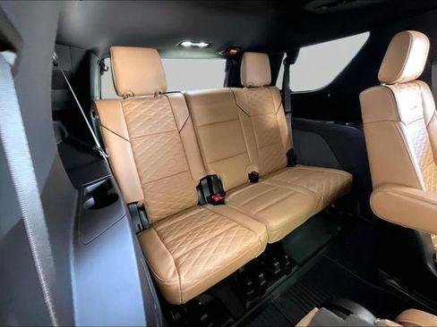 Used 2024 Cadillac Escalade Sport w/ Touring Package AWD/4WD image 18