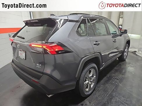 New 2025 Toyota RAV4 XLE image 7