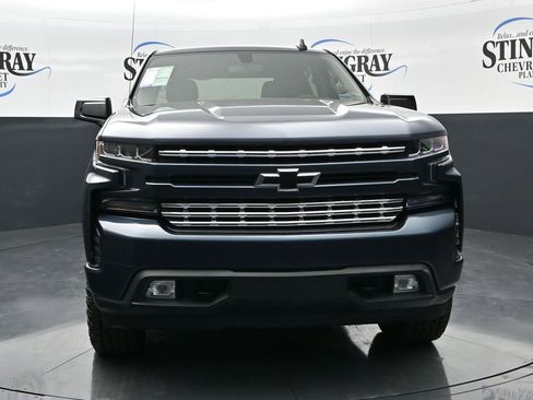 Used 2021 Chevrolet Silverado 1500 RST image 2