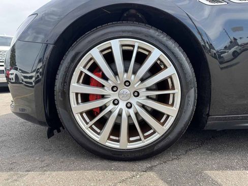 Used 2016 Maserati Ghibli RWD image 9