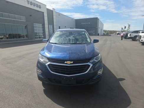 Used 2019 Chevrolet Equinox LT AWD/4WD image 2