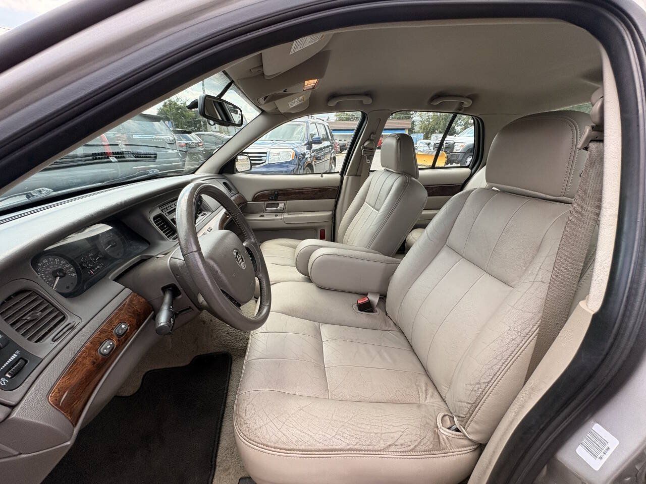 Used 2008 Mercury Grand Marquis LS RWD image 17