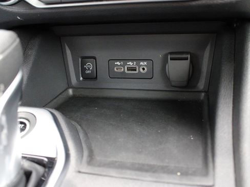 Used 2024 Nissan Sentra SV FWD image 36