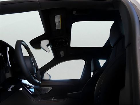 New 2025 Maserati Grecale Folgore image 51