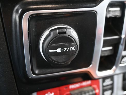 Used 2022 Jeep Gladiator Rubicon w/ LED Lighting Group AWD/4WD image 24
