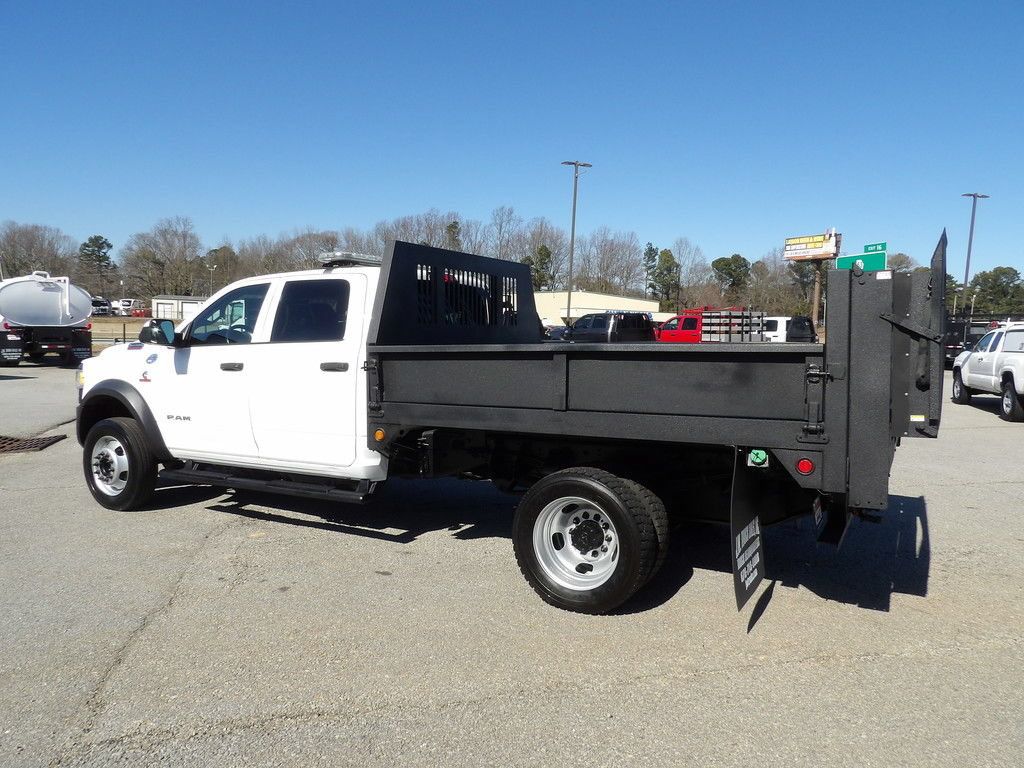Used 2020 RAM 5500 Tradesman RWD image 4