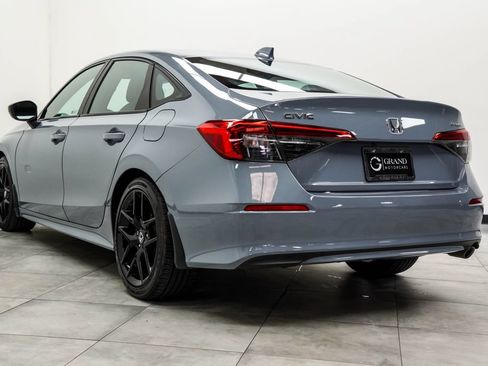 Used 2024 Honda Civic Sport image 11