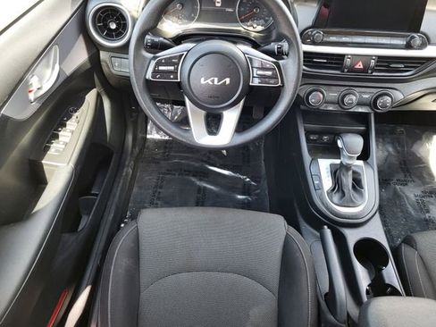 Used 2024 Kia Forte LXS FWD image 19
