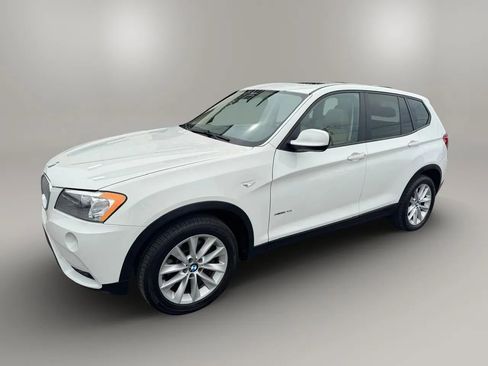 Used 2013 BMW X3 xDrive28i AWD/4WD image 2