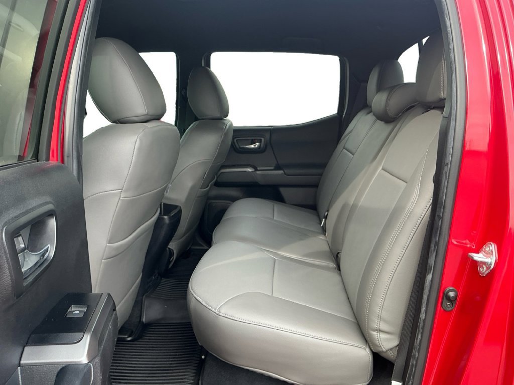 Used 2023 Toyota Tacoma TRD Sport w/ Advanced Technology Package AWD/4WD image 21