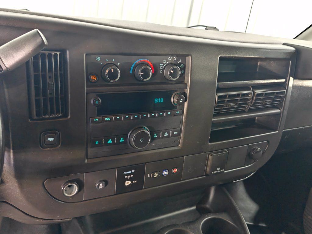 Used 2022 Chevrolet Express 2500 w/ Driver Convenience Package RWD image 6