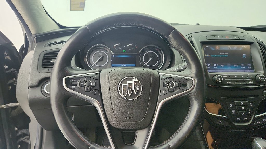 Used 2016 Buick Regal Premium FWD image 38
