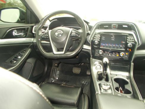 Used 2018 Nissan Maxima 3.5 SV FWD image 15