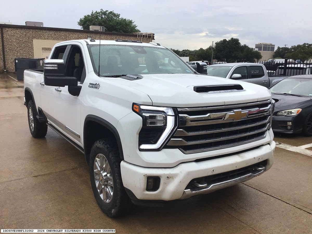 Used 2024 Chevrolet Silverado 3500 High Country w/ High Country Premium Package AWD/4WD image 3