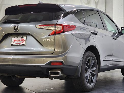 Used 2025 Acura RDX SH-AWD image 5