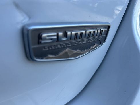 Used 2019 Jeep Grand Cherokee Summit image 16