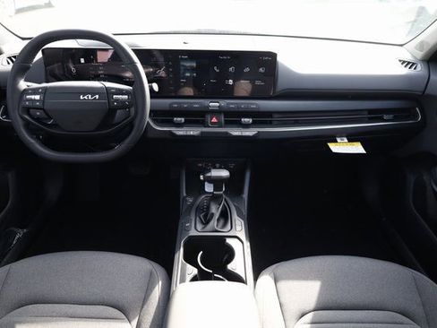 New 2025 Kia K4 EX FWD image 15