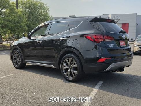 Used 2017 Hyundai Santa Fe Sport FWD image 3