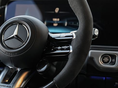 Used 2026 Mercedes-Benz G 63 AMG 4MATIC image 40