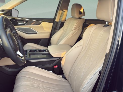 Used 2025 Acura MDX SH-AWD w/ Advance Package image 10