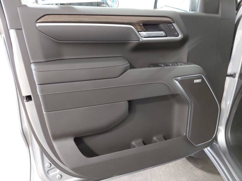 New 2026 Chevrolet Silverado 1500 RST AWD/4WD image 4