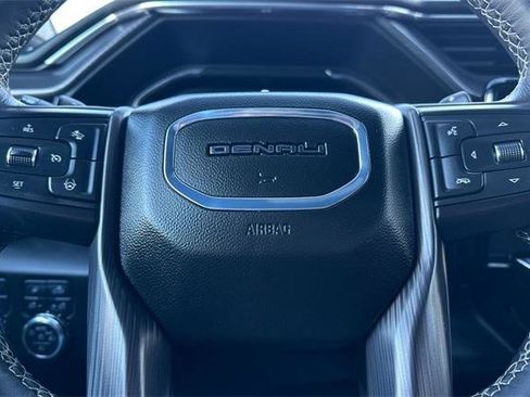 Used 2025 GMC Sierra 1500 Denali Ultimate image 23
