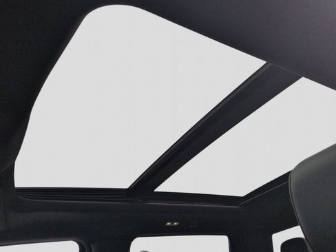 Used 2023 Ford F150 Lariat w/ Equipment Group 502A High image 24