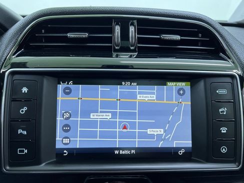 Used 2018 Jaguar F-PACE Prestige AWD/4WD image 23