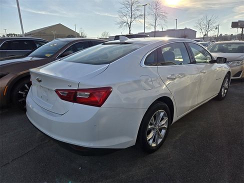 Used 2023 Chevrolet Malibu LT image 4