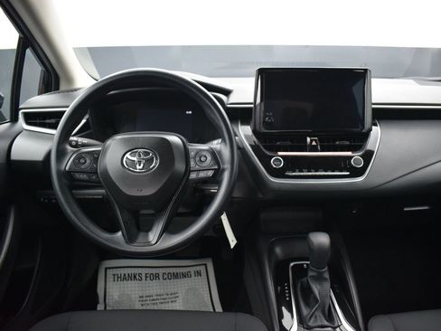 Used 2026 Toyota Corolla LE FWD image 14