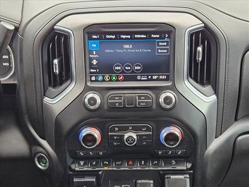 Used 2022 GMC Sierra 2500 Denali w/ Denali Ultimate Package image 12