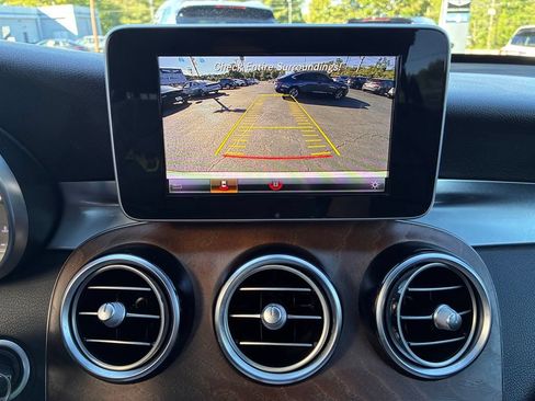 Used 2019 Mercedes-Benz GLC 300 4MATIC image 41