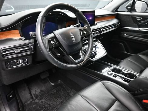 Used 2022 Lincoln Corsair Grand Touring AWD/4WD image 3