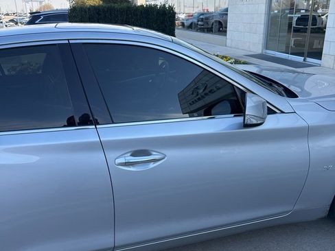 Used 2015 INFINITI Q50 Premium w/ Navigation Package image 11
