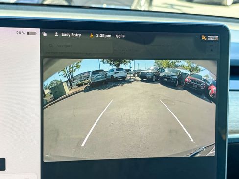 Used 2021 Tesla Model Y Long Range image 22