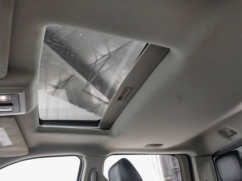 Used 2013 RAM 2500 Laramie w/ Convenience Group image 22