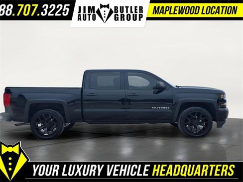 Used 2018 Chevrolet Silverado 1500 Custom w/ Custom Convenience Package image 5