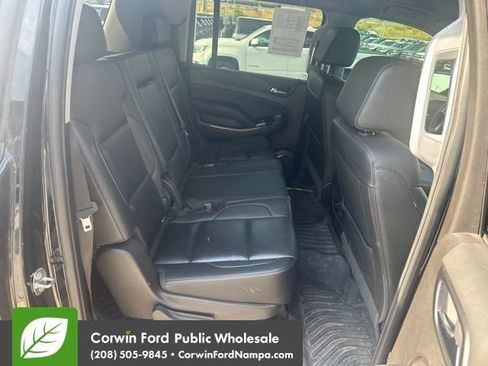 Used 2020 Chevrolet Suburban Premier AWD/4WD image 9