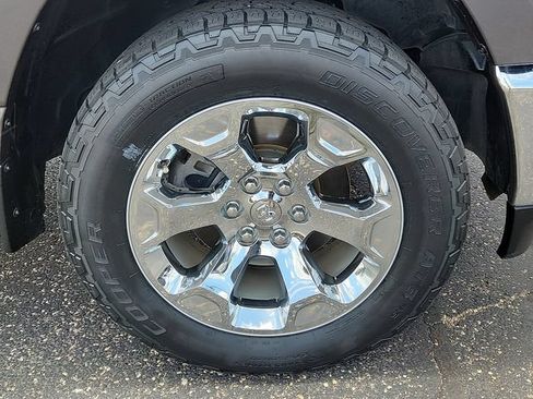 Used 2023 RAM 1500 Lone Star AWD/4WD image 7