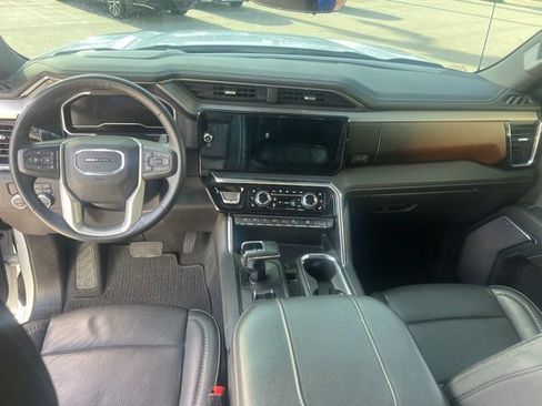 Used 2023 GMC Sierra 1500 Denali w/ Denali Reserve Package image 15