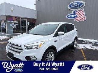 Used 2019 Ford Escape SE video 1