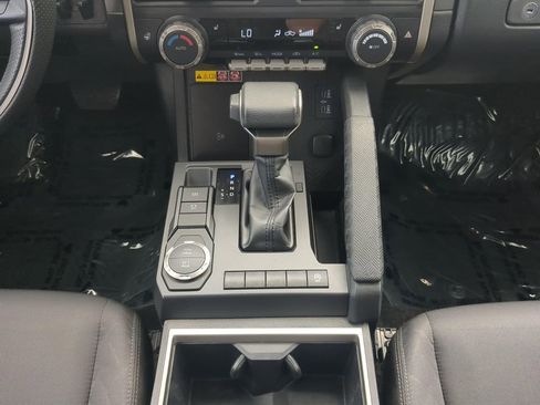 Used 2024 Toyota Tacoma SR5 RWD image 15