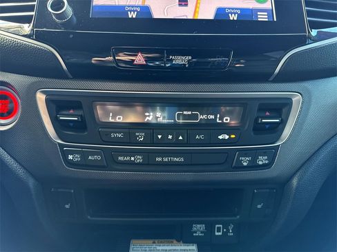 Used 2023 Honda Ridgeline RTL-E image 19