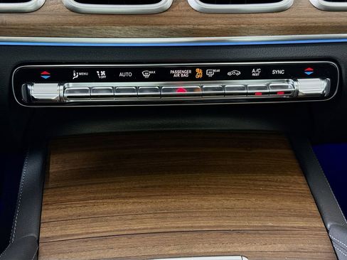 New 2026 Mercedes-Benz GLE 450 4MATIC Coupe image 16